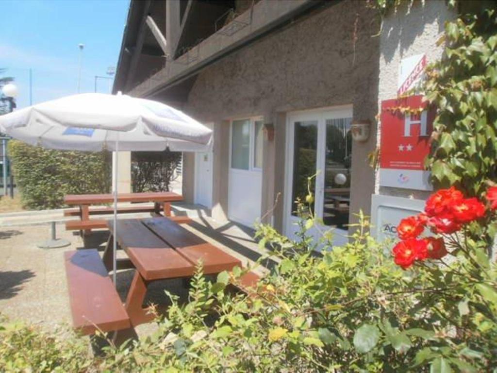 Ibis Budget Tarbes Eksteriør bilde